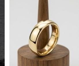 18K Classic Gold Wedding Band